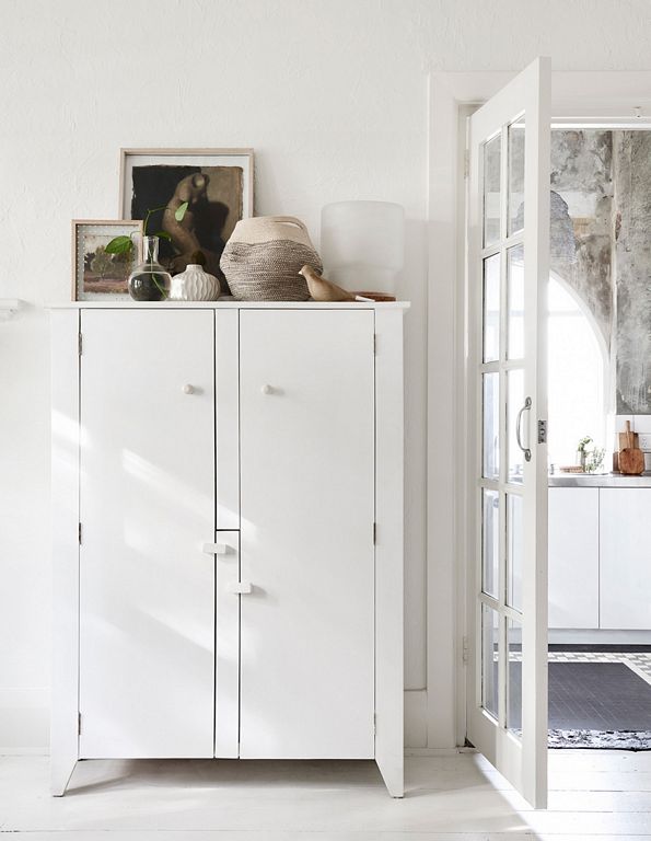 The Apartment St Kilda by Lynda Gardener