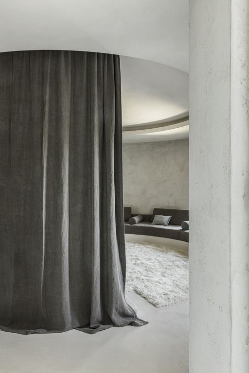 Α concrete silo apartment in Antwerp