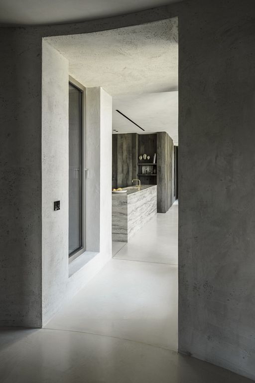 Α concrete silo apartment in Antwerp