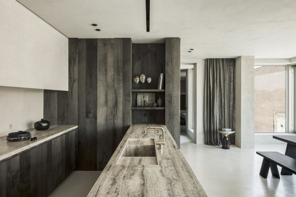 Α concrete silo apartment in Antwerp