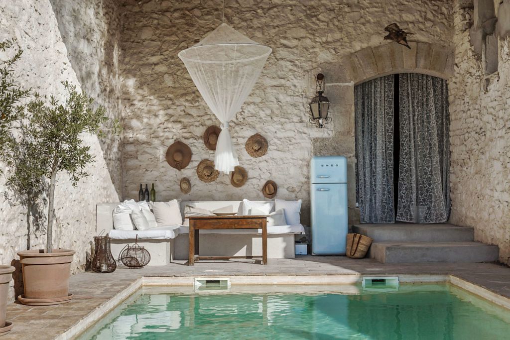 La Belle Vue, a B & B charmant of the south French countryside