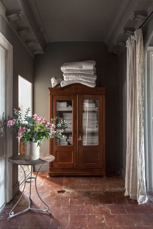 La Belle Vue, a B & B charmant of the south French countryside