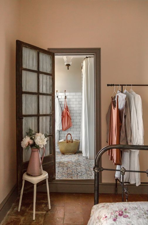 La Belle Vue, a B & B charmant of the south French countryside