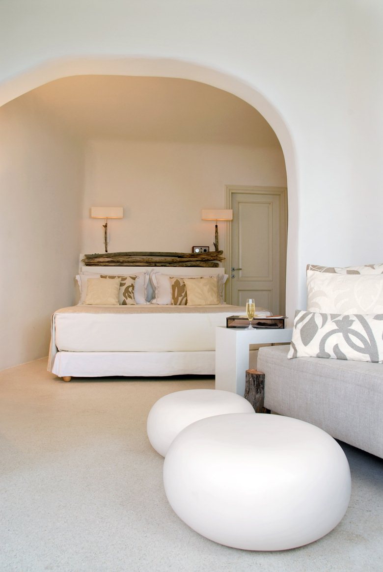 Mystique, a Luxury Collection Hotel in Santorini