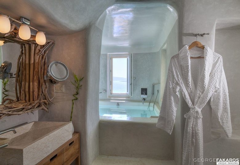Mystique, a Luxury Collection Hotel in Santorini