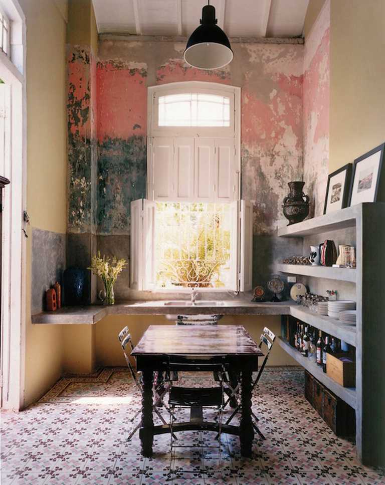 Renovating a house in Cuba