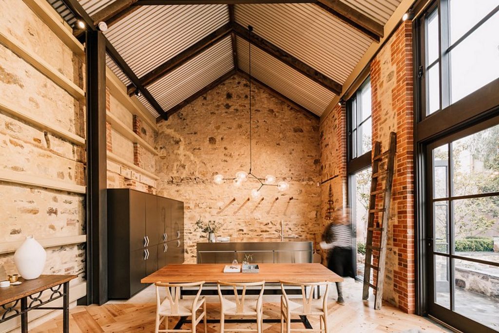 North Adelaide Barn by Williams Burton Leopardi