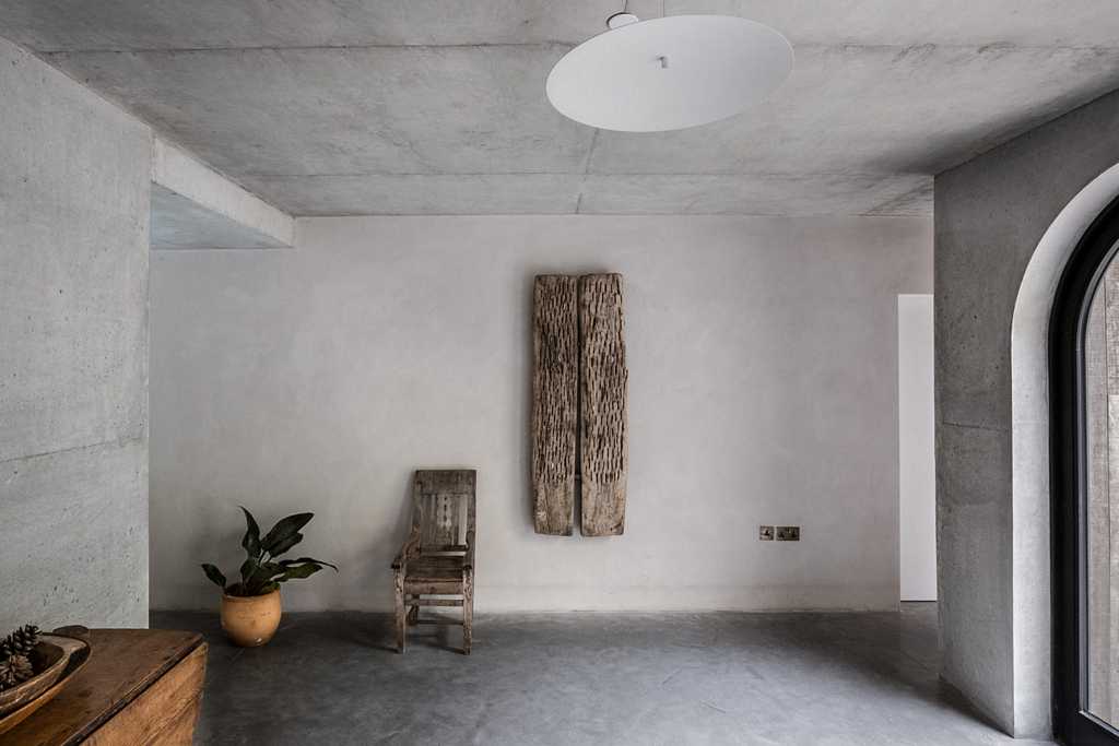 A small paradise with monastic influence