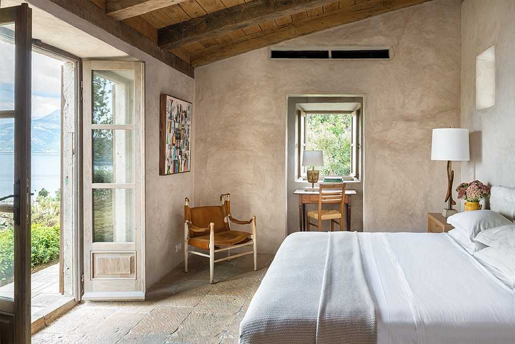 The Transformation of a 15th-century Stone House