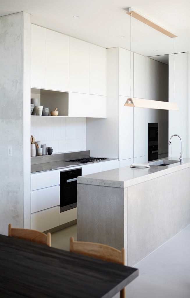 Cliff Top House by Hare + Klein