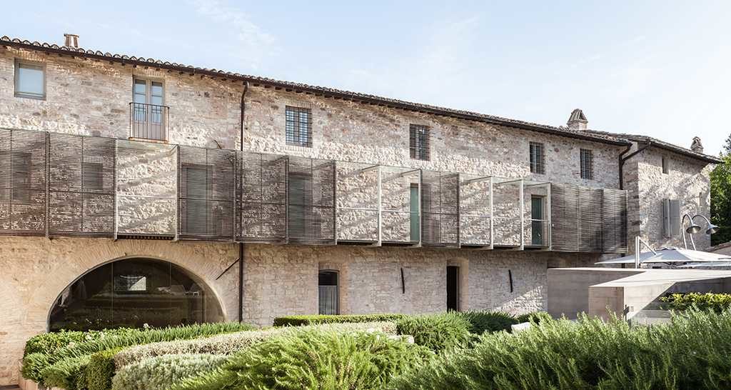 Nun Assisi
