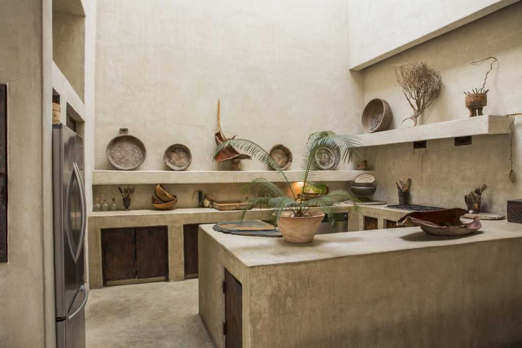 Photographer Philip Dixon's House in Venice, California