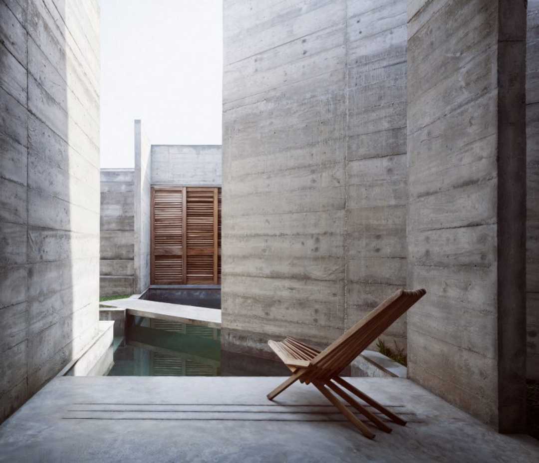 Zicatela house, an Open Air Fortress in Mexico