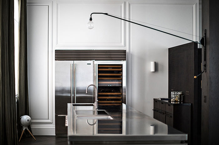 Αn impressive apartment in Paris by Frederic Berthier