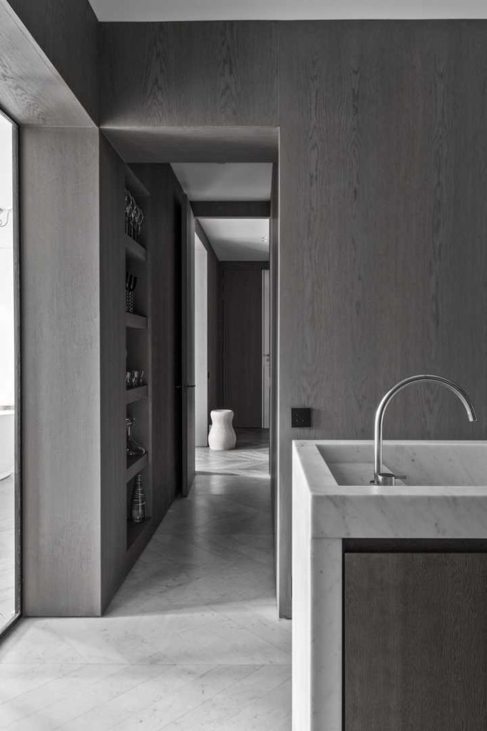 JR Apartment by Nicolas Schuybroek
