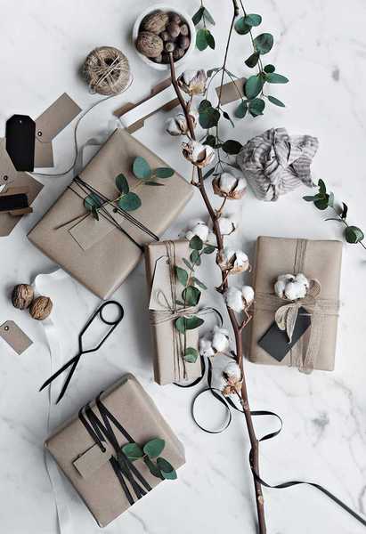 Scandinavian Christmas Gift Wrapping