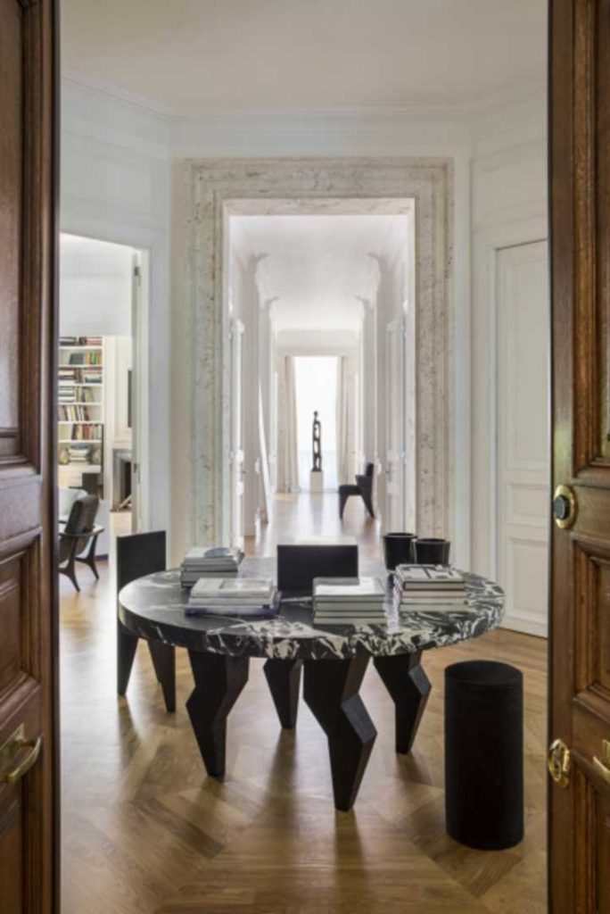 A magnificent apartment in Rome by Stefano Dorata