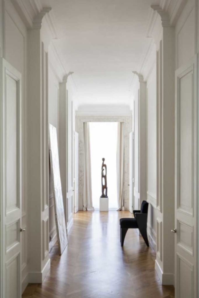 A magnificent apartment in Rome by Stefano Dorata