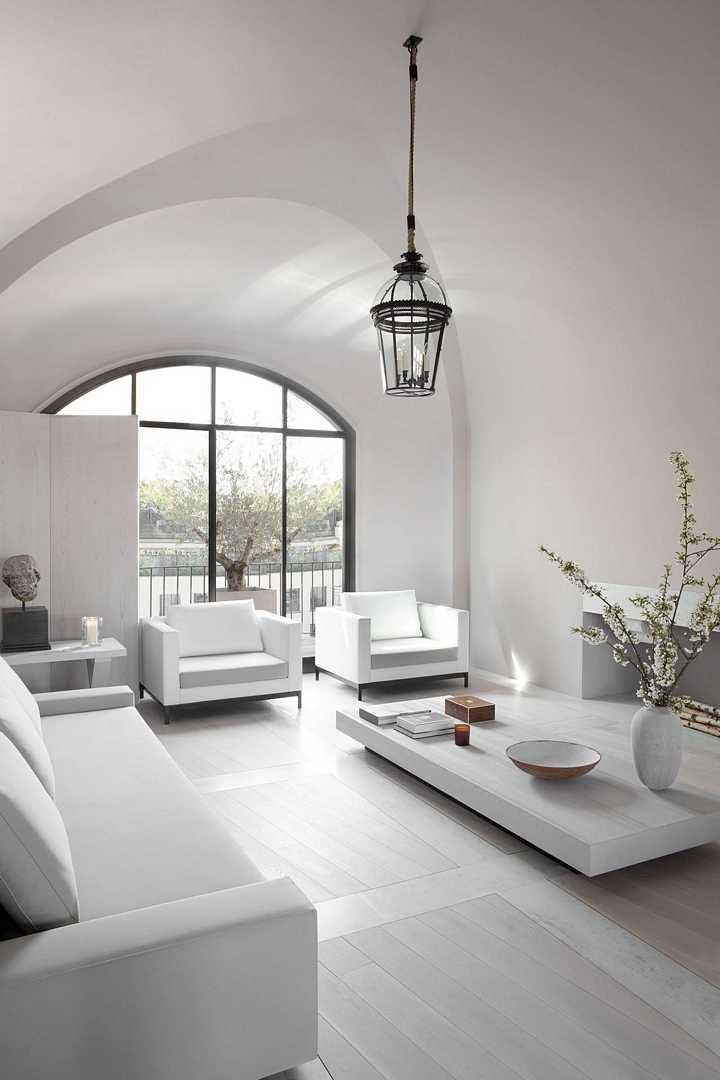 Kennedy Apartment in Paris by Guillaume Alan