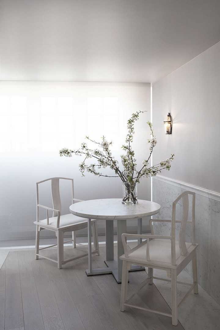 Kennedy Apartment in Paris by Guillaume Alan