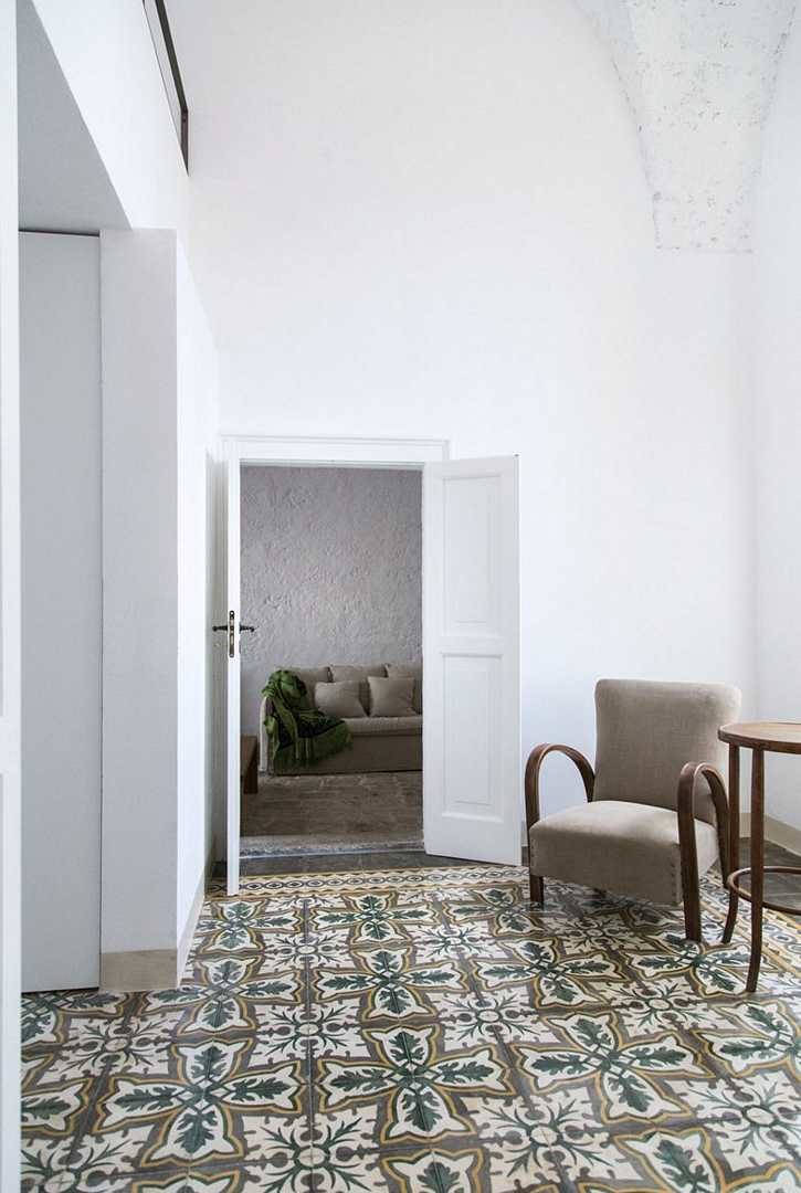 Renovation project of a historic building in Patu by Luca Zanaroli Architects