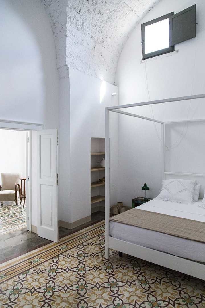 Renovation project of a historic building in Patu by Luca Zanaroli Architects