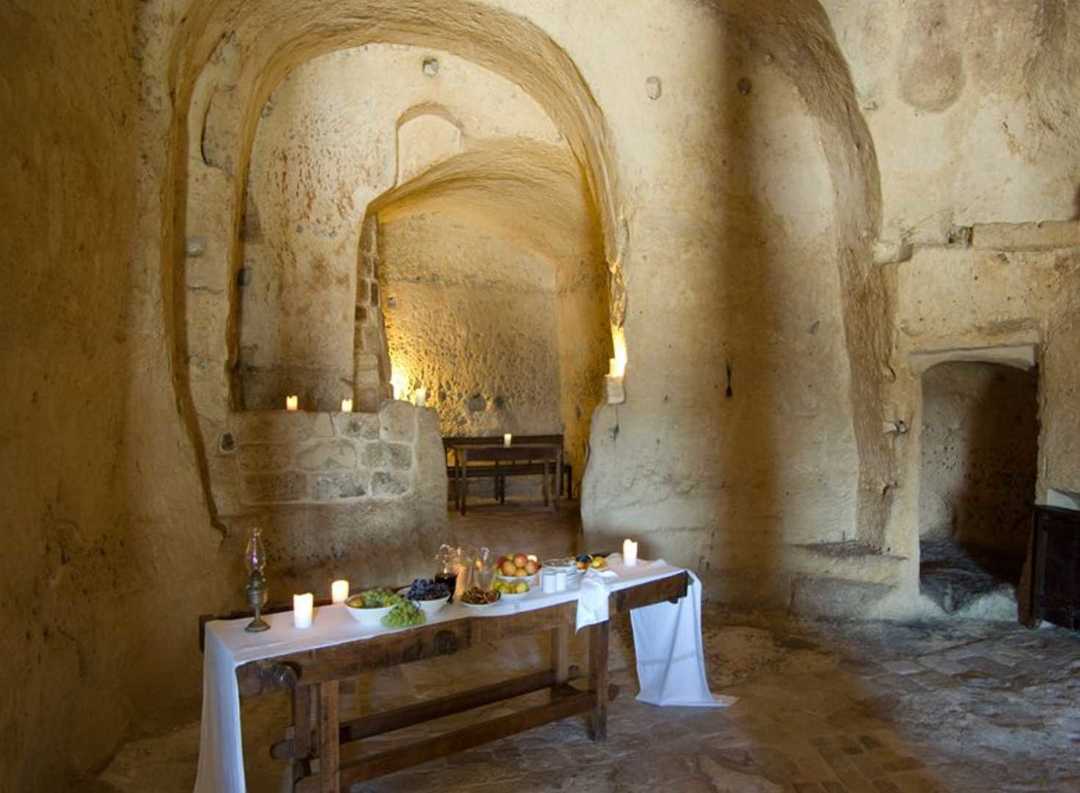 Sextantio Le Grotte della Civita Hotel