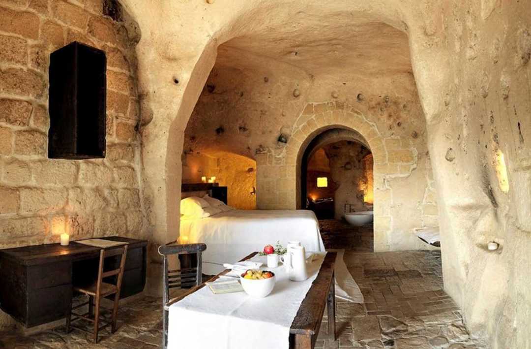 Sextantio Le Grotte della Civita Hotel