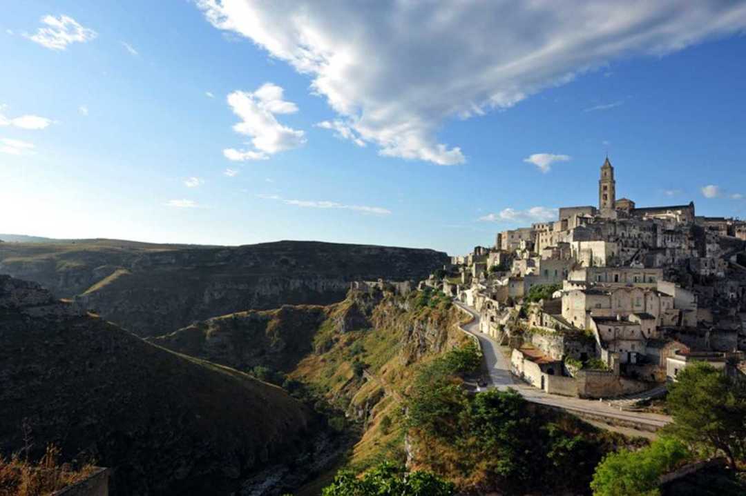 Sextantio Le Grotte della Civita Hotel