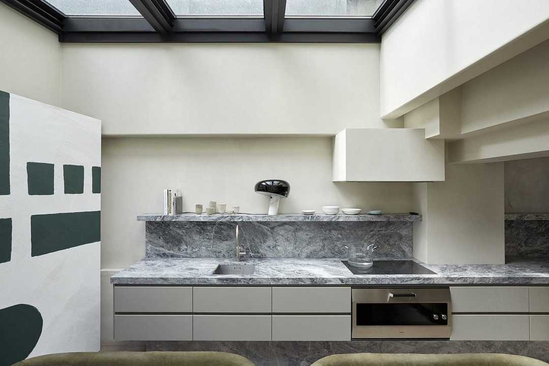 Thomas Geerlings's Canal House