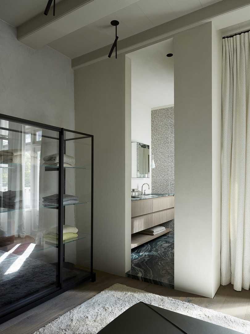 Thomas Geerlings's Canal House