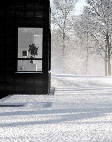 A Minimalist Scandinavian Winter White Home