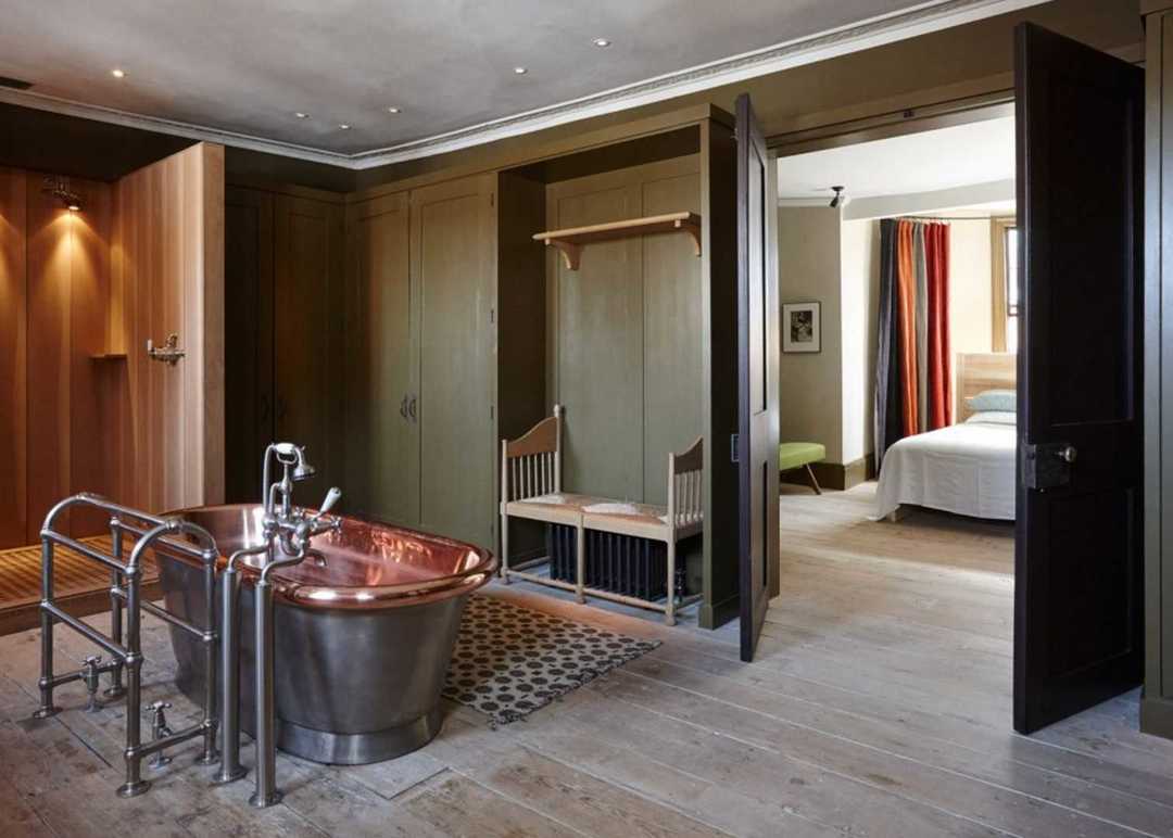 Hostem's New Road Residence in Whitechapel