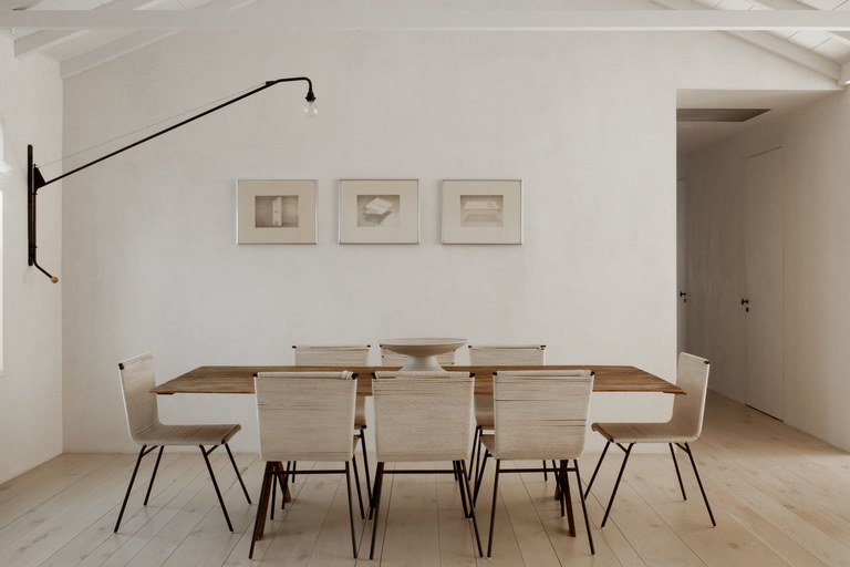 A California Bungalow Where The Simplicity Prevails