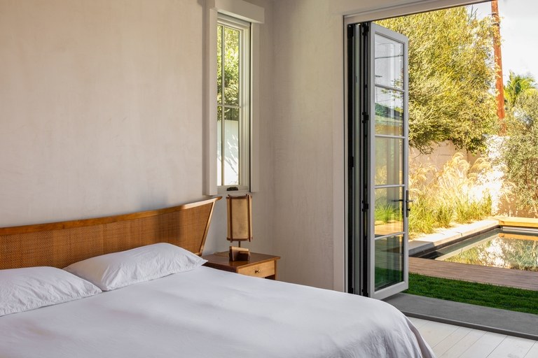 A California Bungalow Where The Simplicity Prevails
