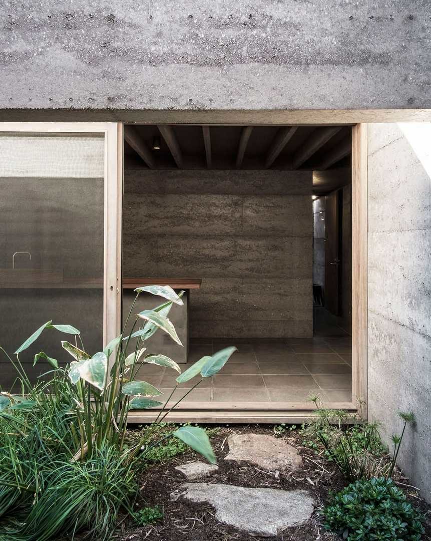 Cloister House in Perth, Australia by MORQ Architecture