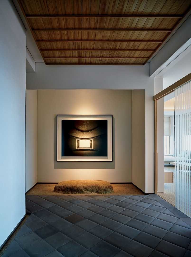Manhattan Apartment with Japanese Tradition by Hiroshi Sugimoto