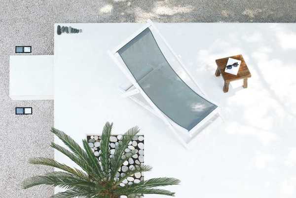 Monocabin in Rhodes, Greece by Mandalaki design studio