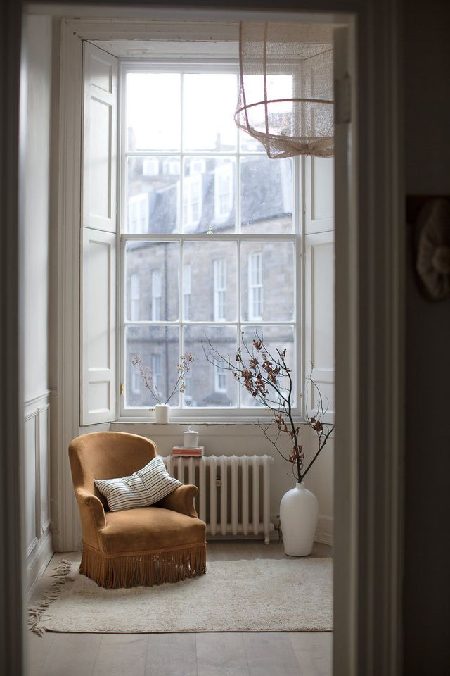 The cozy house of Nina Plummer