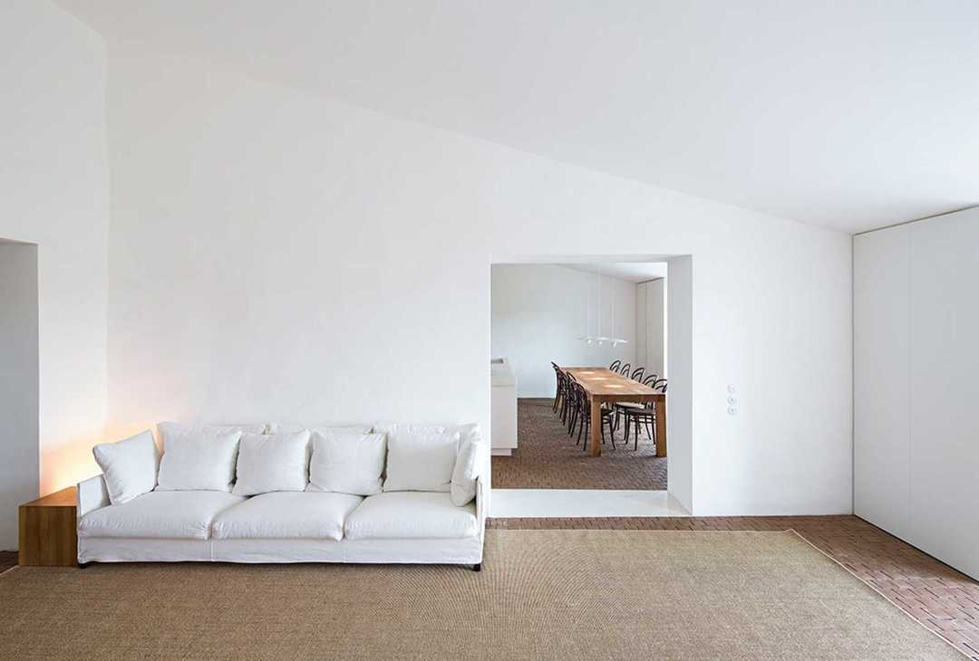 Silent Living Houses collection