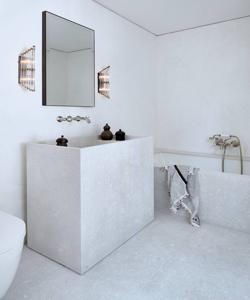 A Private Residence in California by Mandy Graham