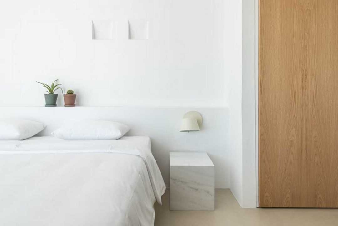 Holiday house on the Mountain by Kapsimalis Architects