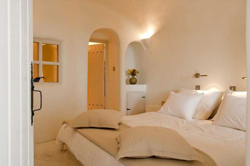 Kapari Natural Resort in Imerovigli, Santorini