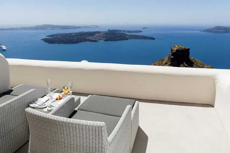Kapari Natural Resort in Imerovigli, Santorini