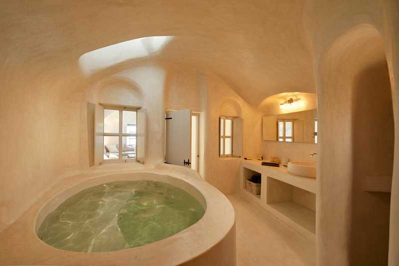 Kapari Natural Resort in Imerovigli, Santorini