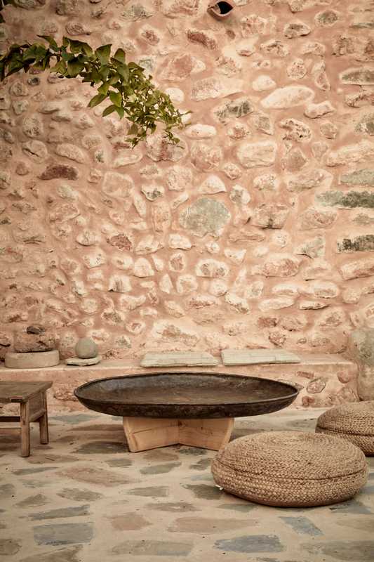 Private House in Ibiza by Annabell Kutucu