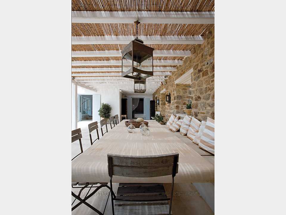A Holiday House in Mykonos by Rizos Architects
