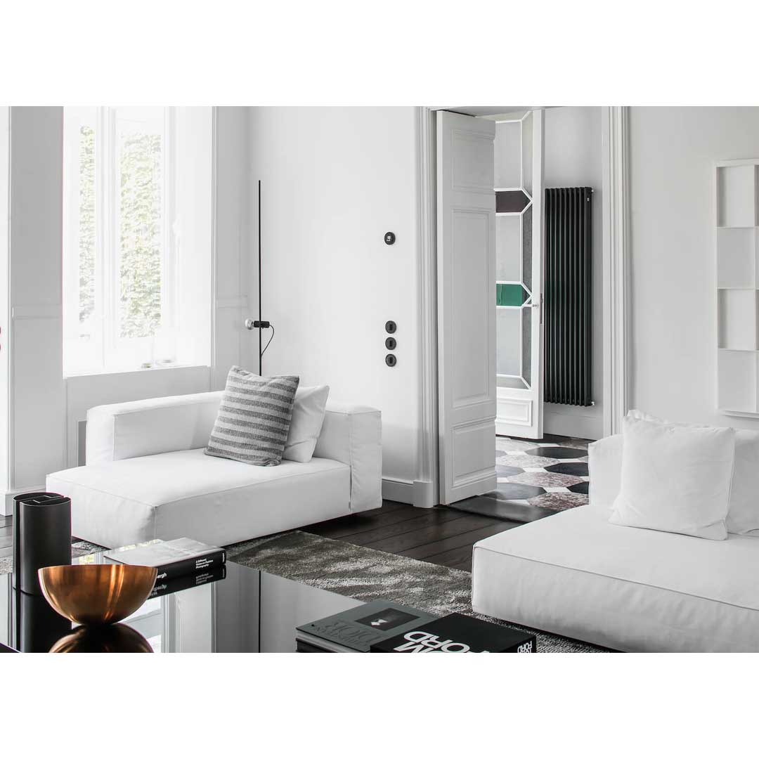 Monochrome House by Studio Niels