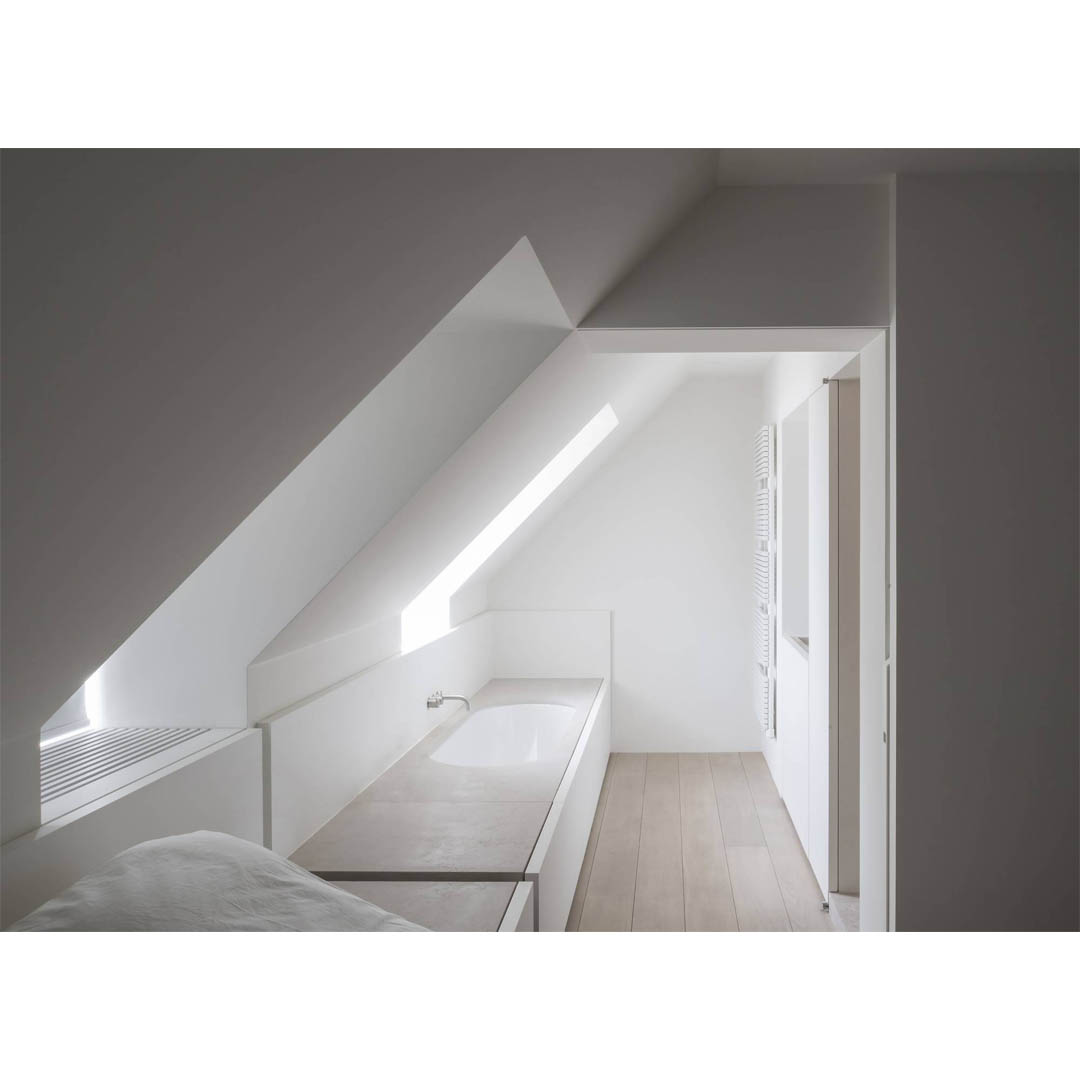 Residence DRD by Vincent Van Duysen