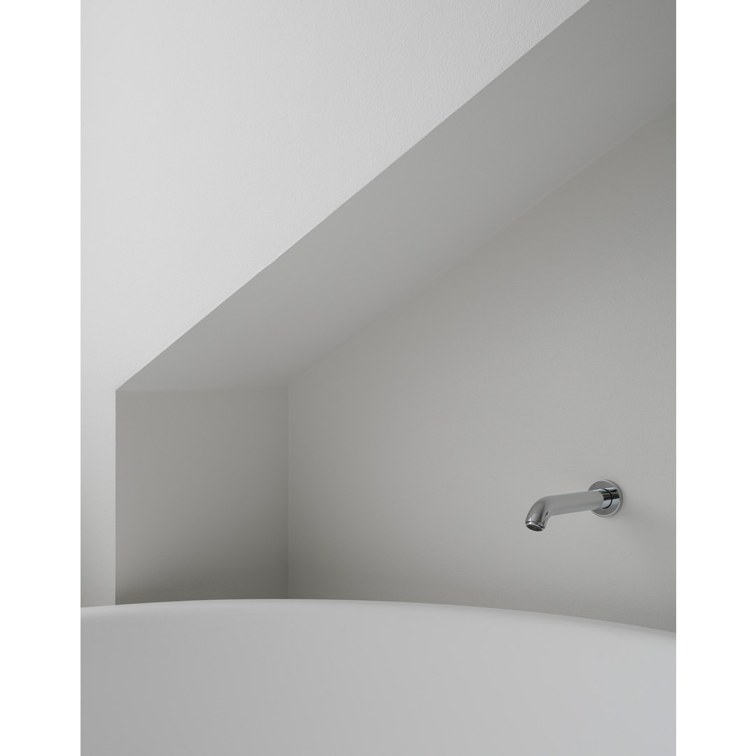 Apartment L8 by Claes Dalen